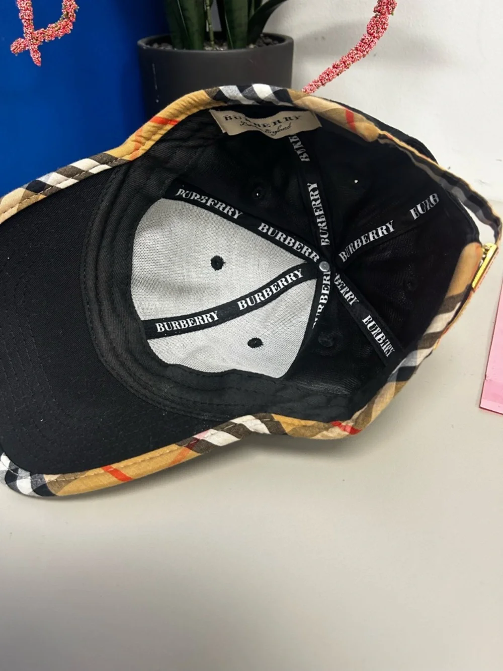 Burberry London Logo Gabardine Baseball Cap - Picture 5 of 5